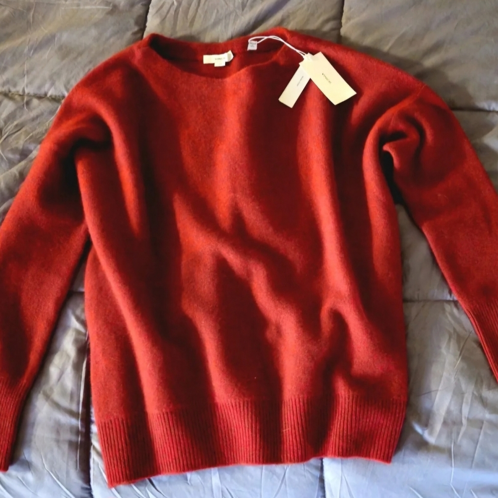Vince Cashmere Red size Small Cozy Sweater